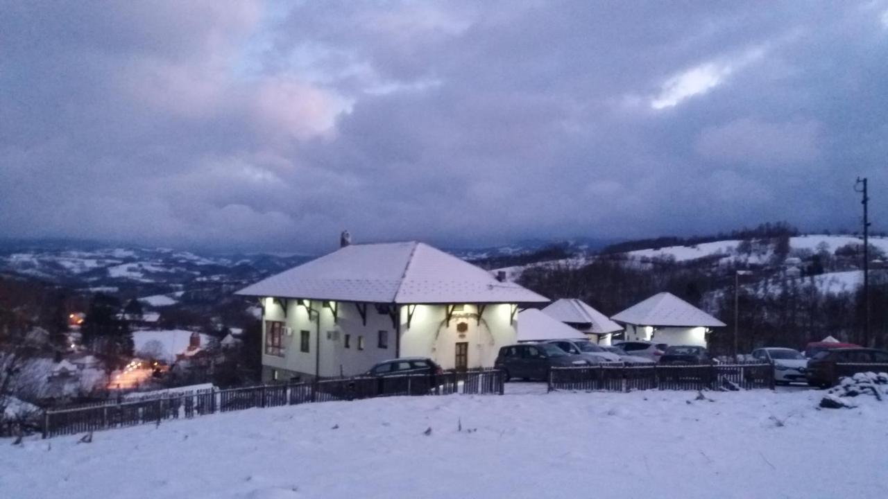 Etno Selo Lelic Bed and Breakfast Valjevo Exteriör bild