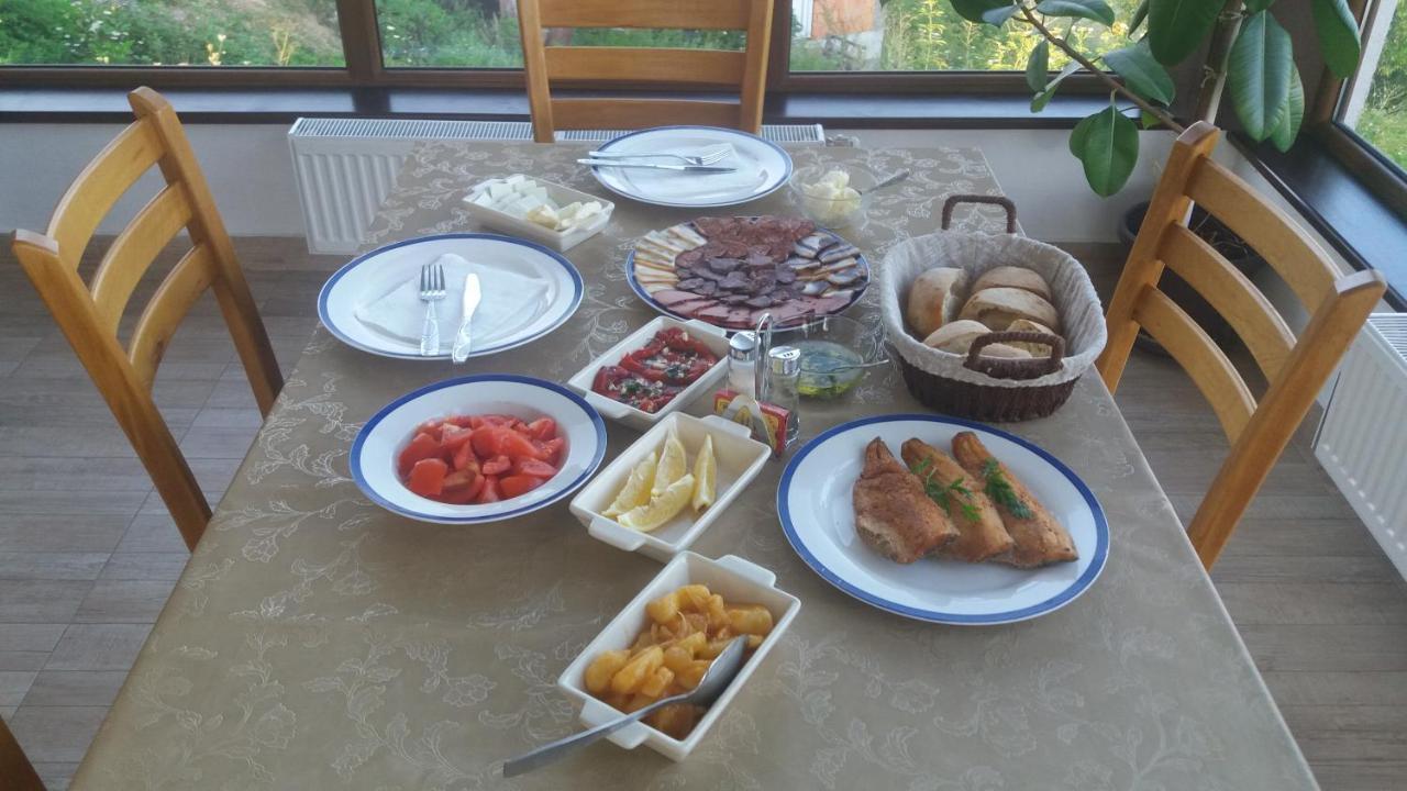 Etno Selo Lelic Bed and Breakfast Valjevo Exteriör bild