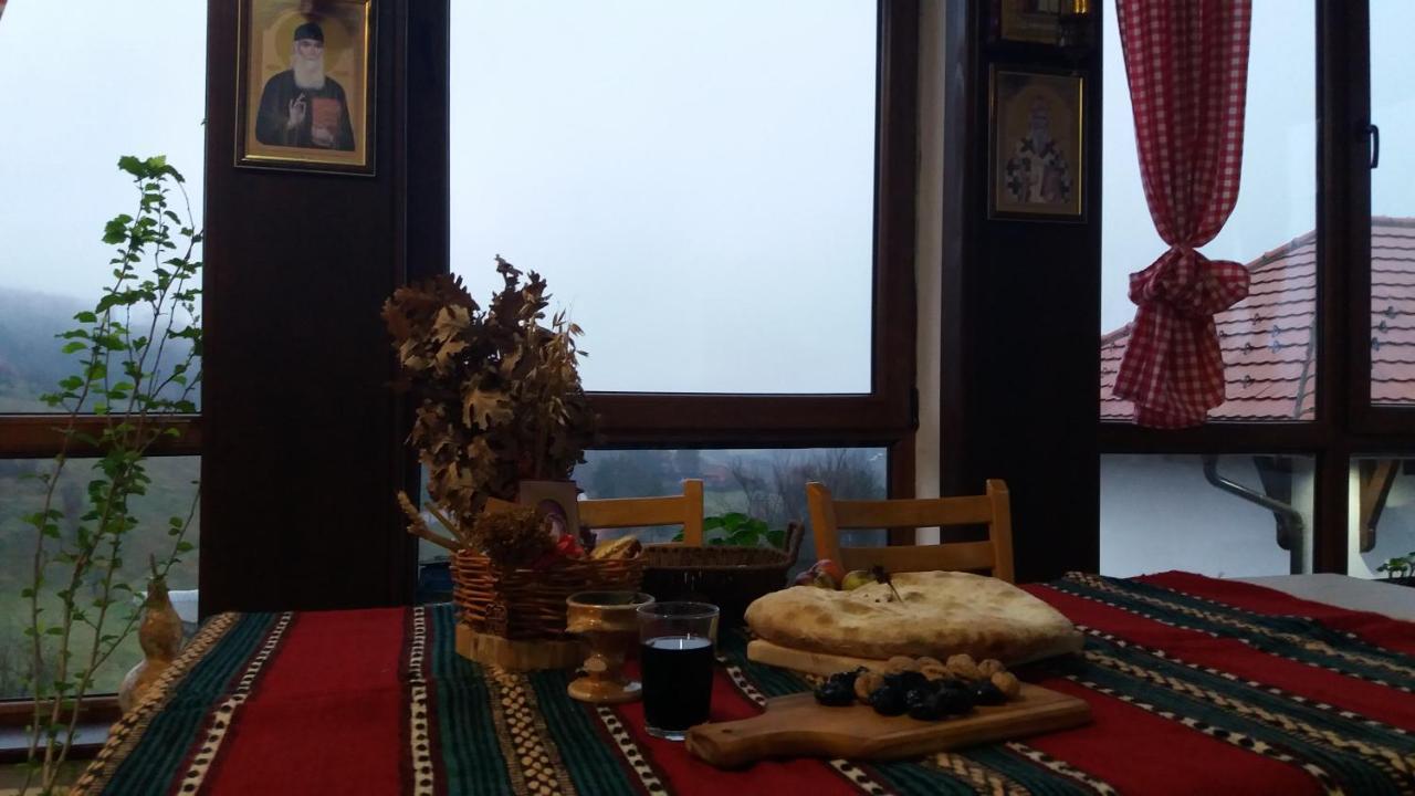 Etno Selo Lelic Bed and Breakfast Valjevo Exteriör bild