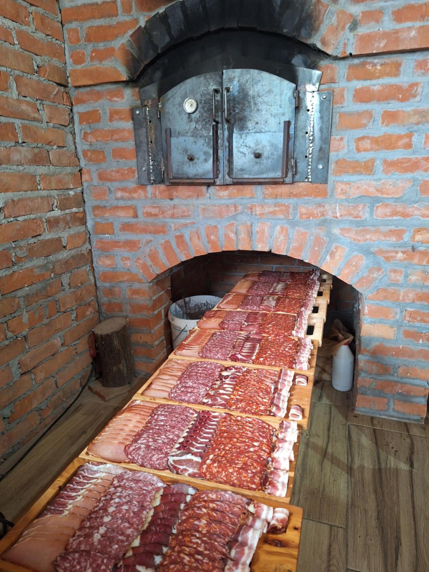 Etno Selo Lelic Bed and Breakfast Valjevo Exteriör bild